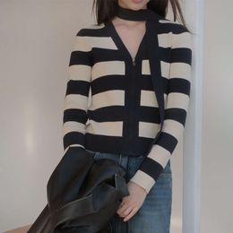 Exclusive Fashionable Zipper Slimming Knit Sweater For Women In Early Spring New Pit Stripe Texture Top Women S Wear