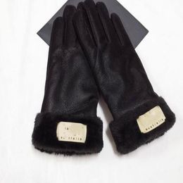 Fashion Women Gloves for Winter and Autumn Cashmere Mittens Glove with Lovely Fur Ball Outdoor sport warm Winters Glovess 20232556