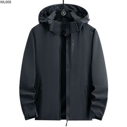 Spring and Autumn Thin Style Charge Coat Mens Womens Waterproof Windproof Sports Outdoor Couple Casual Jacket