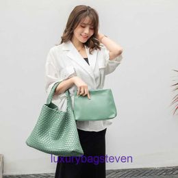 Original edition Top quality Bottgss Ventss Hop crossbody bags online store Handmade Woven Bag Women New Fashion One Shoulder SimpleWith Real Logo