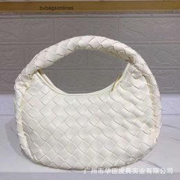 Jodie Bag Pouch Original Bottegs Venetas Andiamo 2024 New HOBO Small Round Woven Womens Japanese and Korean Design Handwoven Dumpling Handbag BNKZ