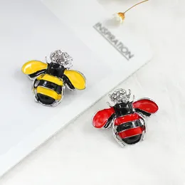 Brooches Delicate And Lovely Bee Enamel Pin Red Yellow Brooch Inlaid Zircon Rhine Stone Good Friends Give Gifts To Each Other