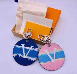 Designer 2 Style Luxury Brand Designer Letter Print keychain Mixed Color Fashion Car Keychain Bag Pendant Charm Jewelry Key Ring Holder PU Leather Pendant Buckle Acc