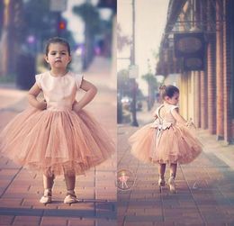 Cute Blush Pink Jewel Ball Gown Tea Length Flower Girls Dresses Keyhole Backless Pearl Bow Wedding Party Birthday Christmas Girl G8604185