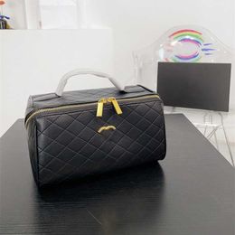 Genuine Up Handbag Wallte Luxurys Make Designer Large Travel Cosmetic Top Quality Bag Leather Makeup Material Cases 25*15cm purses ladies luxury handbags designers