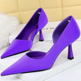 Fashion Women 7cm High Heels Sexy Pumps Lady Silk Shallow Pointed Toe Kitten Low Bright Green Purple Red Side Hollow Shoes 240301