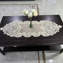 Chinese Velvet Gold Thread Embroidery Splicing Table Runner Flag Pad Desk Makeup Cabinet TV Cover Wedding Party Decoration 240307