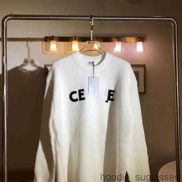 Designer Luxury Celins Classic Fashionable Versatile Comfortable Correct Version Embroidery Patch Mens Womens Crew Neck Knitted Sweater S-xlRW7E