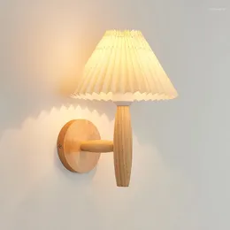 Wall Lamp Nordic Pleated Vintage Solid Wood Led Lights For Home Art Decor Bedroom Bedside Sconce Bathroom Mirror Light