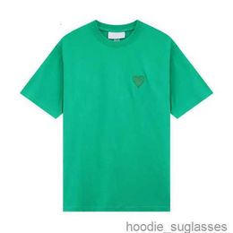 Amishirt Designer Mens Women France Luxury t Shirt Fashion A Heart Pattern Casual Tshirts Tees Man Clothing Short Sleeve Amisweater Amiclothing BP5L4