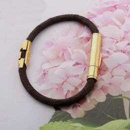 Europe America Fashion Style Lady Women Round Print Flower Design Engraved V Letter Metal Hardware Snap Fastener Leather Bracelet 2477