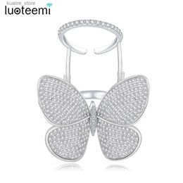 Cluster Rings LUOTEEMI High Quality Korean Fashion Wedding Butterfly Rings for Teen Micro Paved Shining CZ Movable Jewellery for Christmas Party L240315