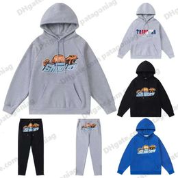 2024 Men's T Shirts Brand TRAPSTAR Printed Sportswear Men 15 Colours Warm Two Pieces Set Loose Hoodie Sweatshirt Pants Jogging superm6669