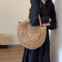 Beach Bags Dali Same Style Tourism Straw Woven Bag Fashion One Shoulder Women's Beach Vacation Large Capacity Tote