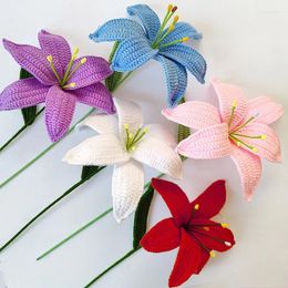 Decorative Flowers Artificial Flower Lily Crochet Hand-knitted Cute Bouquet Hand Woven Party Gift Home Wedding Decor