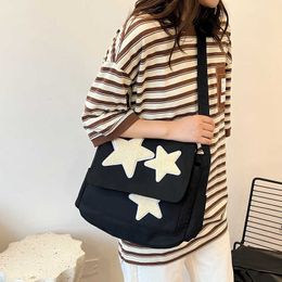 Fashion Canvas Bags Crowd Design Sensation Star Backpack for Female College Students Class Bag Makeup Classes Large Capacity One Shoulder Crossbody Difference
