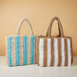 2023 New Simple Vertical Stripe Handbag Grass Woven Bag Fashion Leisure Beach Bag Shoulder Bag Holiday INS Trend 240315