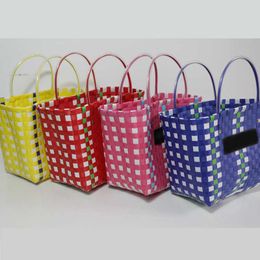 Woven vegetable basket shopping basket holding pp portable woven basket holiday leisure handbag 240315