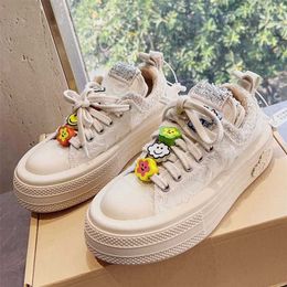 17% OFF Sports 2024 Zhao Lusis same tweed DIY smiling face decoration flower canvas for women with thick soles high height sports and leisure board shoes