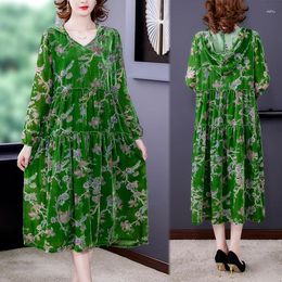 Casual Dresses Autumn Floral Velvet 5XL Midi Dress Winter Korean Vintage Hooded Maxi 2024 Elegant Office Party Evening Vestidos