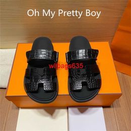 Chypre Leather Sandals Summer Slippers Slide Slip On Flat Match the Toe of the Shoe Second Uncle Slippers Mens Outer Wear Genuine Leather Black have logo HB31BB