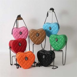 Shoulder Bags Light Luxury Texture Chain Bag With Diamond Grid Thread Peach Heart Womens Fashion Versatile Popular One Crossbody Designer Handbags Tote 240311