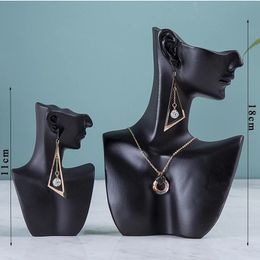 Luxury resin small medium side portrait model earrings necklace Jewellery display stand props 240309