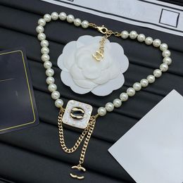 Designer Necklace Designer Women Choker Chains Jewellery Pearl Pendant Party Wedding Crystal Womens Engagement Necklaces High Quality Luxury Gift