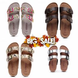 Top quality GAI Mens Women Slipper Slides Sandals Soft Suede Leather White Outdoor Platform Slippers