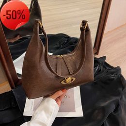 Factory Stores American Underarm Bag 2024 Autumn New Womens Texture Handbag Personalised Maillard Shoulder