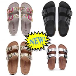 2024 Top GAI Sandálias Sapatos Mules Designer Sliders Chinelos para Mens Womens Sandls Slides Eur 36-46