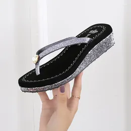 Slippers Women Summer Platform On A Wedge Slides Med Shoes For Girls Jelly Flip Flops Female Tap Pantofle Lady Glitter Hawaiian