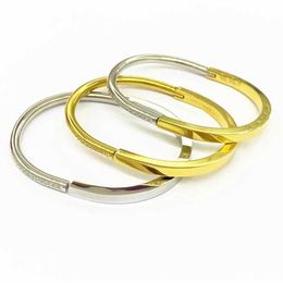 Original brand Low price Jewellery engraved 18K gold titanium steel womens TFF classic horseshoe buckle bracelet