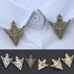 Brooches Women Vintage Triangle Shirt Collar Pin Brooch Hollow Out Metal Men Clothes Decorative Cute Jewelry Accessories