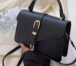 TOP Shoulder Bags Women Luxurys Designers Bags Crossbody Handbags Womens Purses Shopping Totes Bag Purse BAG wall