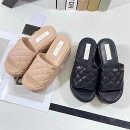 27% OFF Sports shoes 2024 Xiao Xiangfeng Heel Summer New Leisure Fashion Womens Outwear Thick Bottom One word Drag
