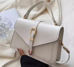 TOP Shoulder Bags Women Luxurys Designers Bags Crossbody Handbags Womens Purses Shopping Totes Bag Purse BAG wall m7813