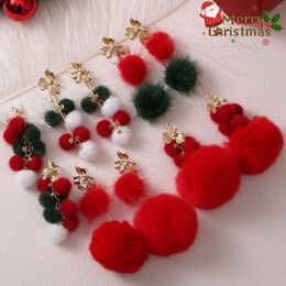 Fashion Plush Hair Fur Ball Earrings Style 2024 Highquality Autumn and Winter Eve Christmas Gift Ear Jewellery Wholesale 240311