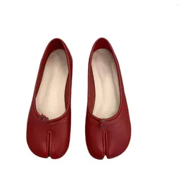 Casual Shoes Flat Bean Pig Feet Single Women's 2024 Spring And Autumn Horseshoe Toe Thumb Boat Red Ladle