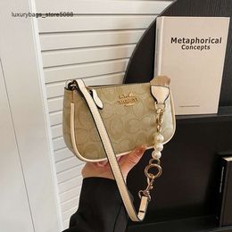 Factory Clearance New Hot Designer Handbag New Trendy Brand Light Luxury Underarm Pearl Bag Fashionable Shoulder