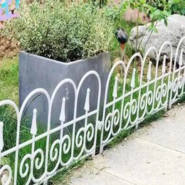 Household Outdoor Gardening Fence Plastic European Style Guardrail Decorative Folding Fencing White Black Garden Fence Elegant 240309