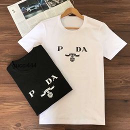 Casual Longo PPDDA Designer Camiseta Homens Mulheres Praddas Tees Moda Hoodie Carta Imprimir Preto Branco Pada Manga Tees Mangas Curtas PRD Camisa Top Venda Luxo Camiseta