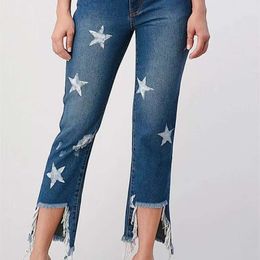 Женские джинсы с высокой талией и принтом пятиконечных звезд