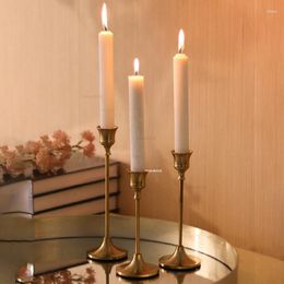Candle Holders Simple Brass Single-head Wedding Candlestick Ornaments European Home Decoration Pography Christmas
