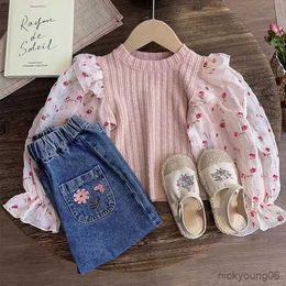 Clothing Sets Girls Sets Spring and Autumn Childrens Wear Cute Flower Bubble Sleeve Top+Flower Embroidered Jeans Ladies Style Clothing Suit