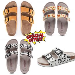 Men's and Women's Summer Buckle Adjustable Flat Heel Sandals Platinums Designer High Quality Fashion Slippers Printed Waterproof Beach Fashion Sports Slippers GAI