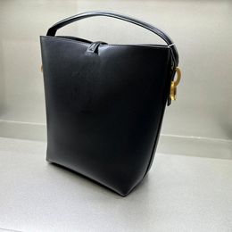 Fashion Designer women bucket bags Luxury Leather Handbags Totes Plain Elegant high-end bucket bag Two sizes to choose