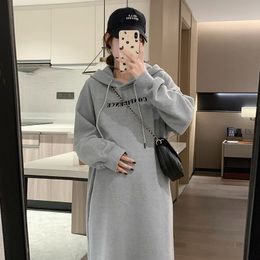 Pregnant women's autumn hoodie, long dress, top for external wear