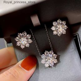 Wedding Jewelry Sets High Carbon Diamond Stud Womens Pure Silver Small Simple Temperature Goddess Fan Personalized Cool Wind Sunflower Earrings Q240316
