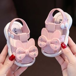 Fashion Style Baby Girl Bow Princess Shoes Pearl Rhinestone Butterfly Sandals For Girls Sequin Dance Performance Shoes For Kids 240312